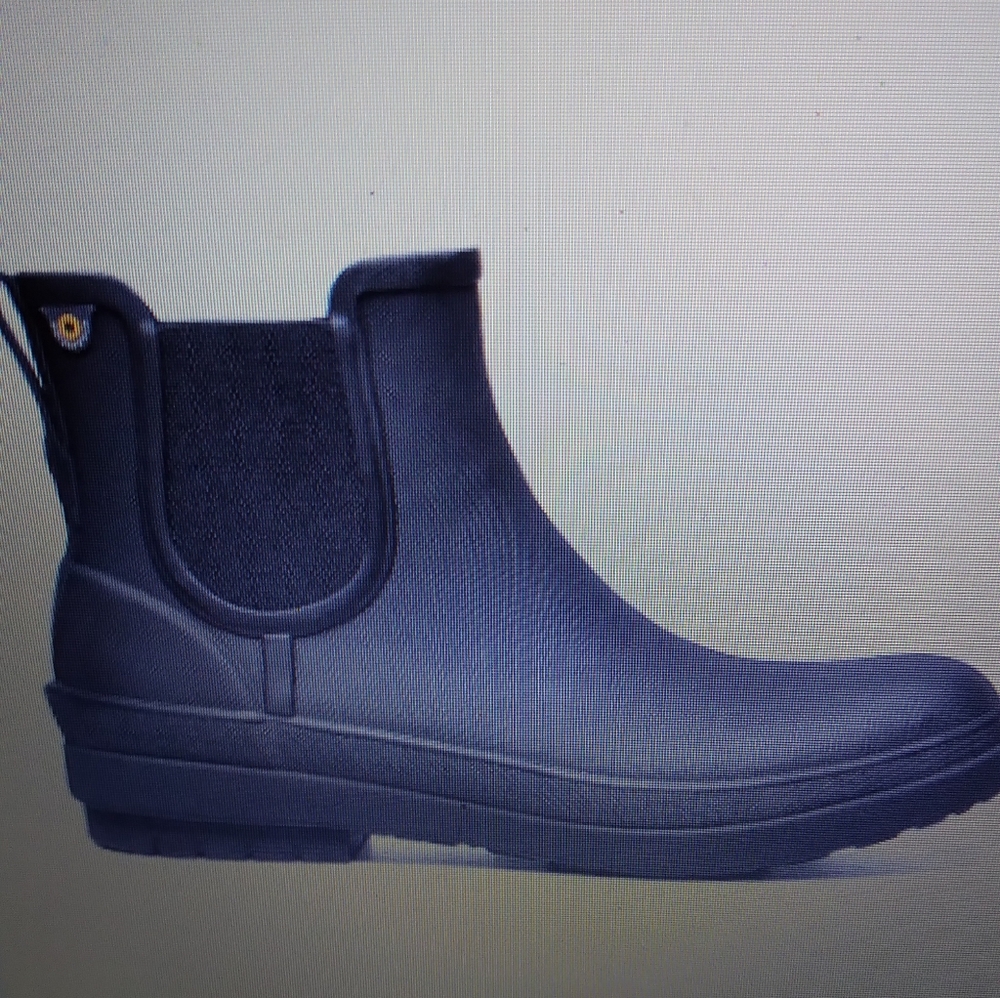 NWT Bogs Amanda Chelsea waterproof slip on rainboot size 8